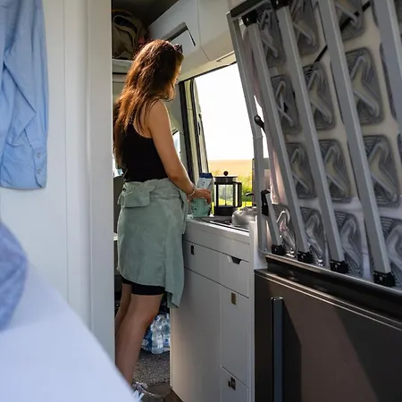 Semesterbostad Cookies Campers - Large Campervan *